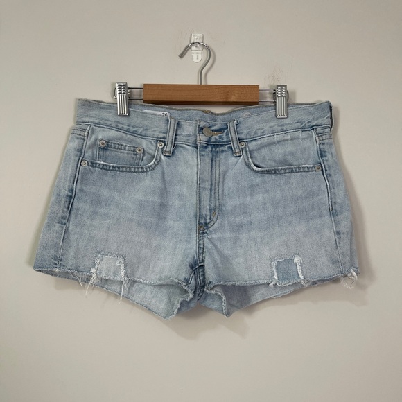 GAP Womens Jean Shorts Size 26 Blue Slim Short Distressed Light Wash Denim - Picture 1 of 10